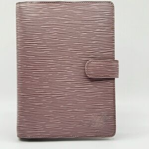 Louis Vuitton Agenda Medium.